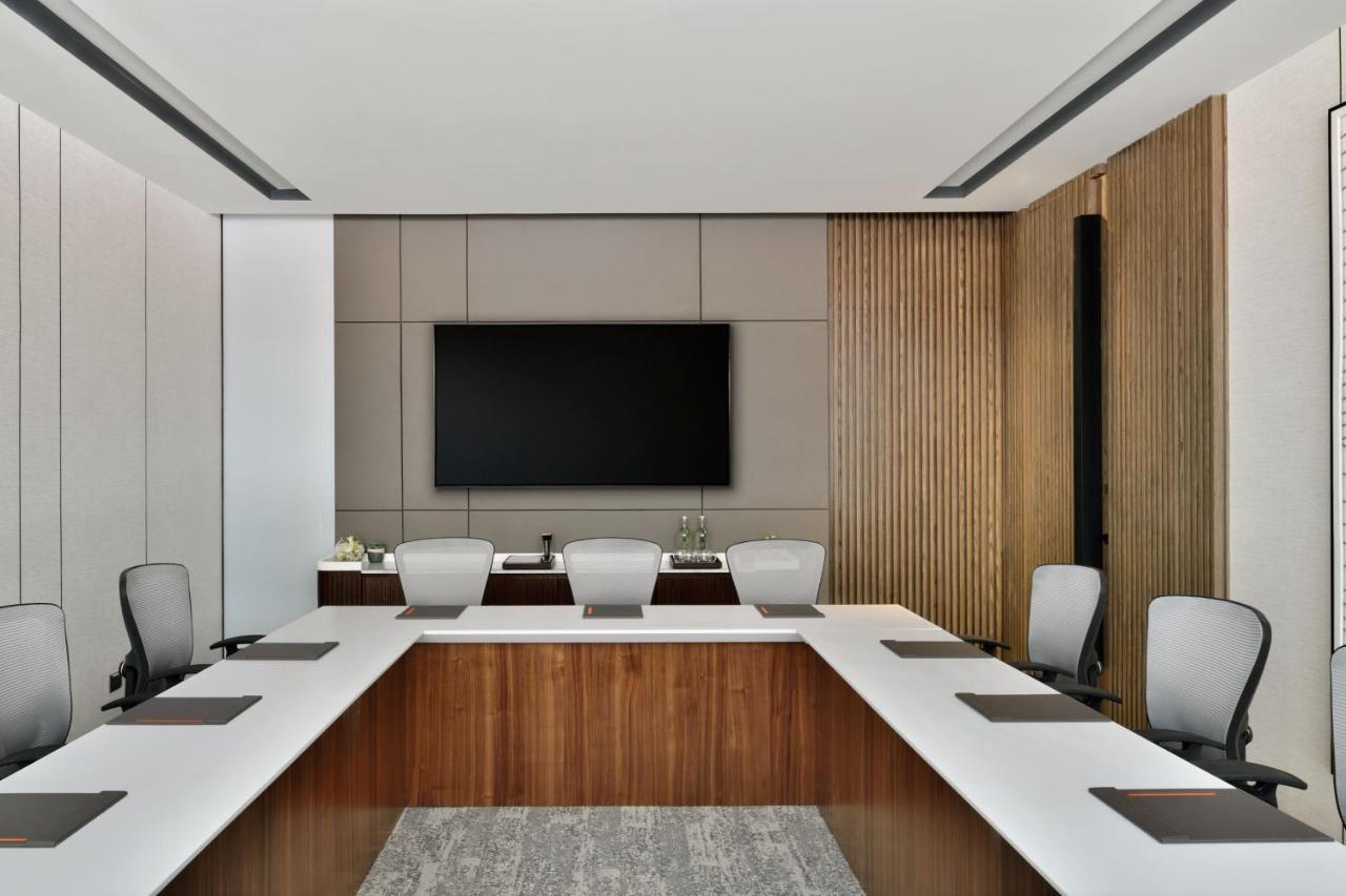 Marriott Executive Apartments Navi Mumbai Esterno foto