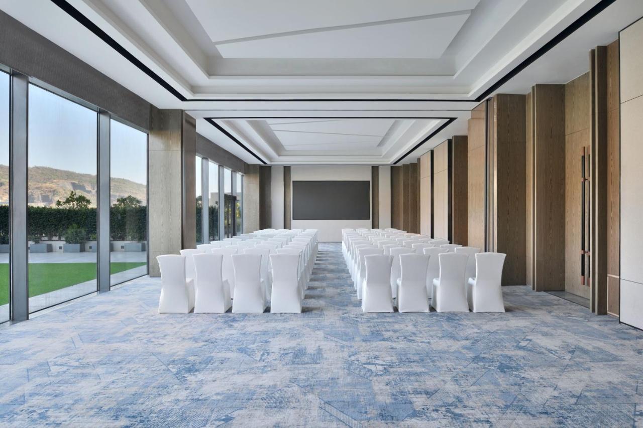 Marriott Executive Apartments Navi Mumbai Esterno foto