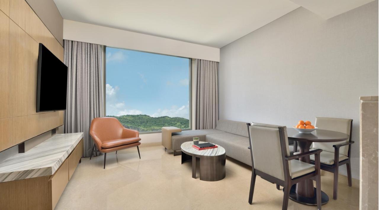 Marriott Executive Apartments Navi Mumbai Esterno foto