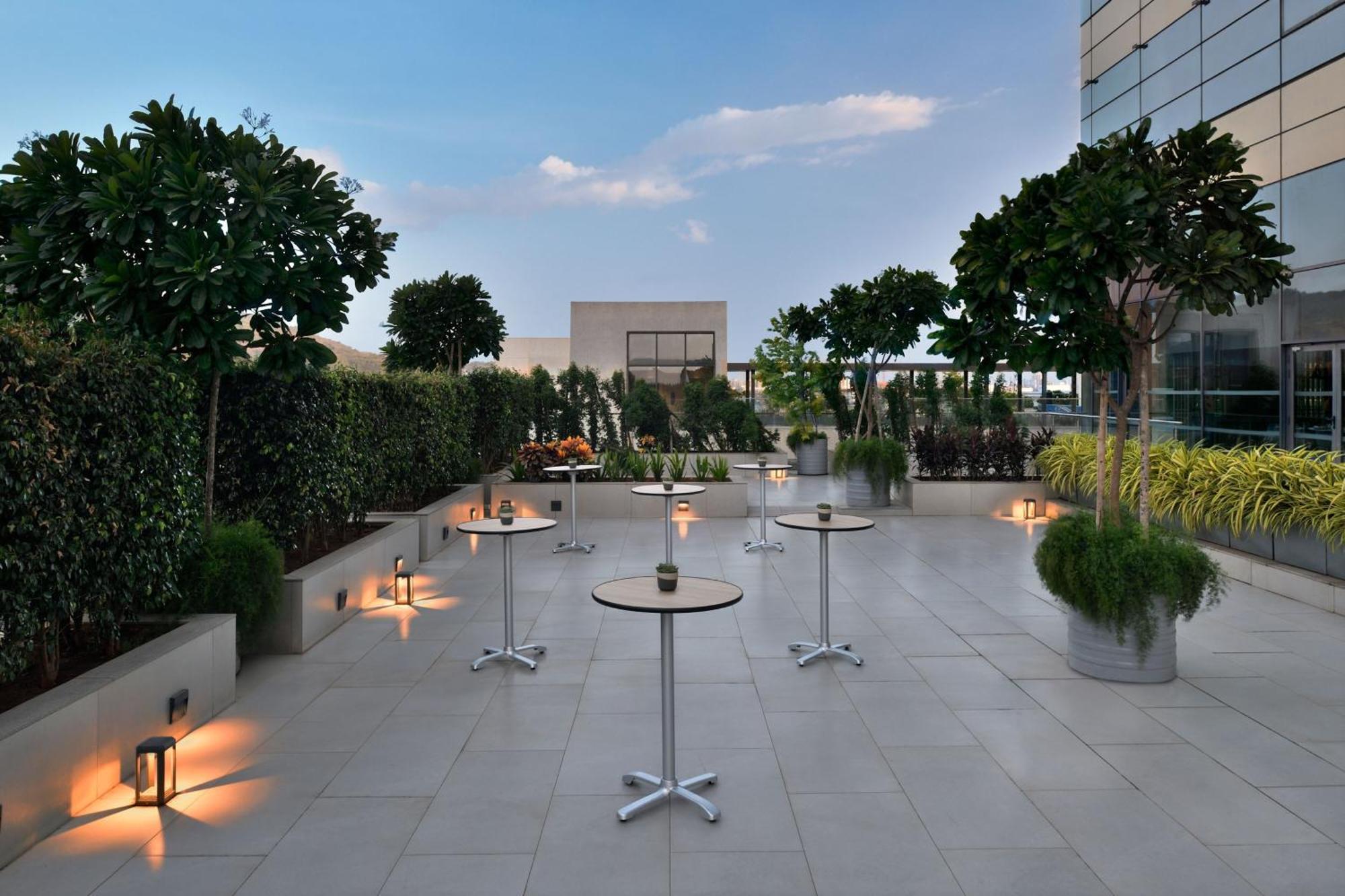 Marriott Executive Apartments Navi Mumbai Esterno foto